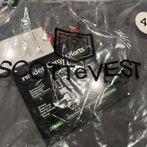 GRAY SCOTTeVEST HIDDEN CARGO SHORTS - NEW IN PACKAGE - SIZE 42 - Picture 3 of 13